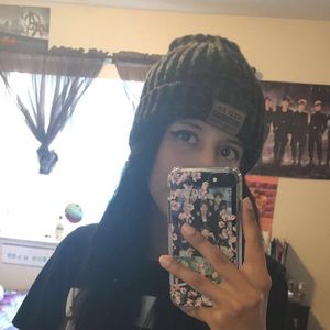 Meet your Posher, Elsa